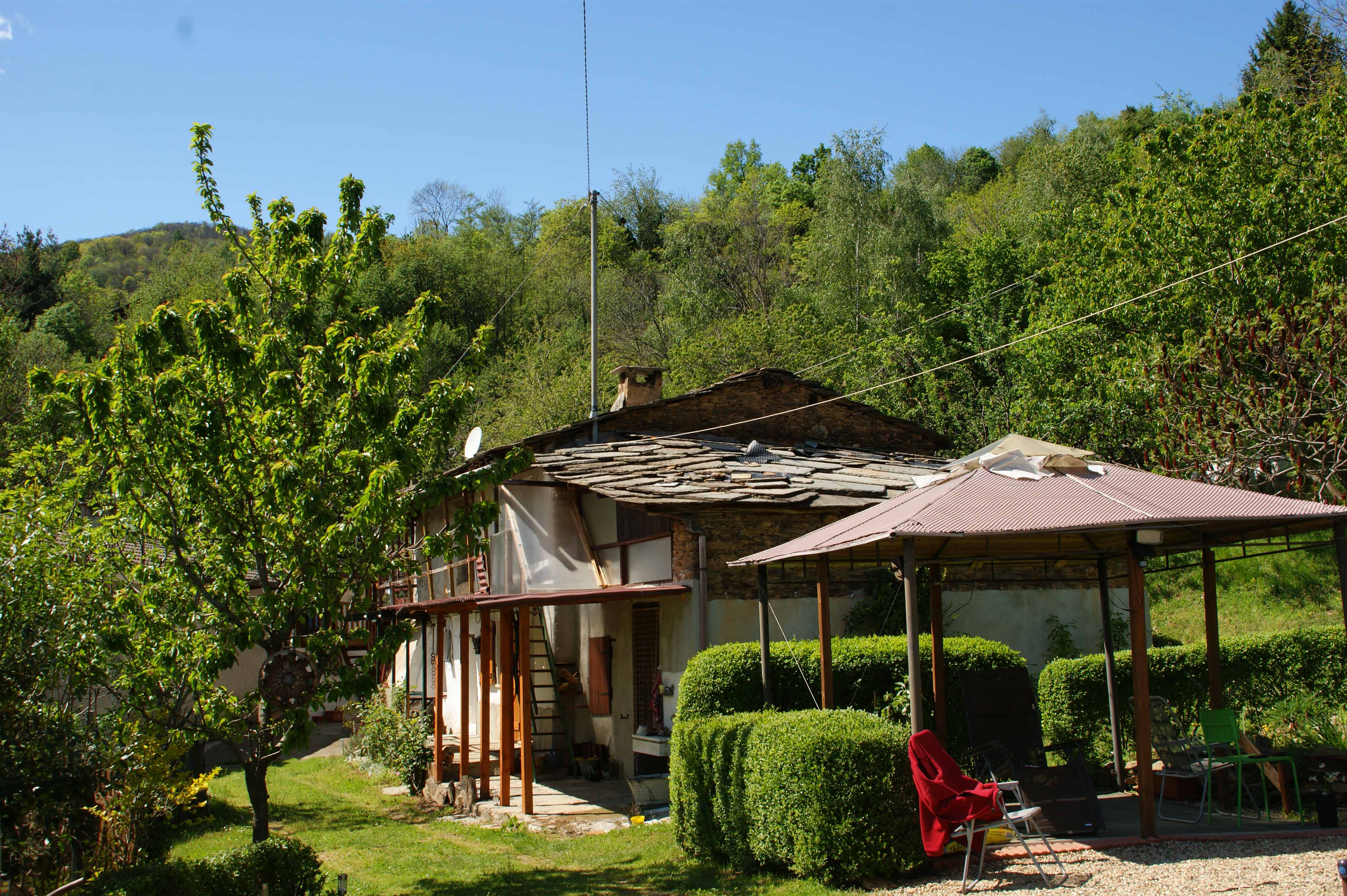 PARTY TENT AND FARM